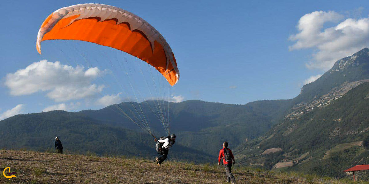 عکس پاراگلایدر دررود