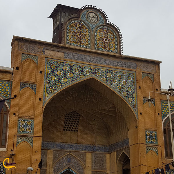 عکس ساعت تاریخی مسجد مشیر الملک شیراز