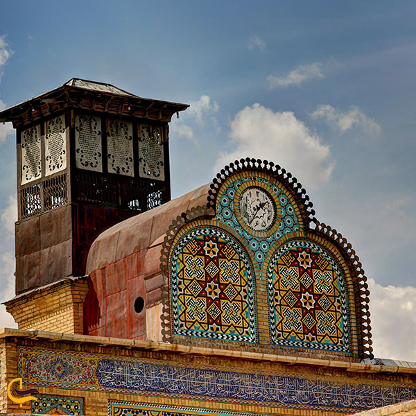 عکس ساعت تاریخی مسجد مشیر الملک شیراز