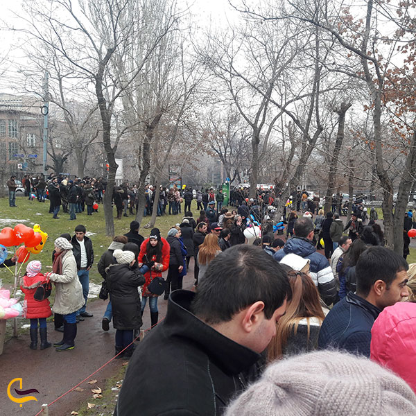 عکس برگزاری فستیوالها و جشن‌ها در پارک عشاق ایروان