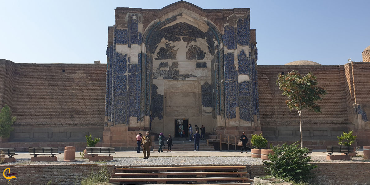 تصویری از مسجد کبود