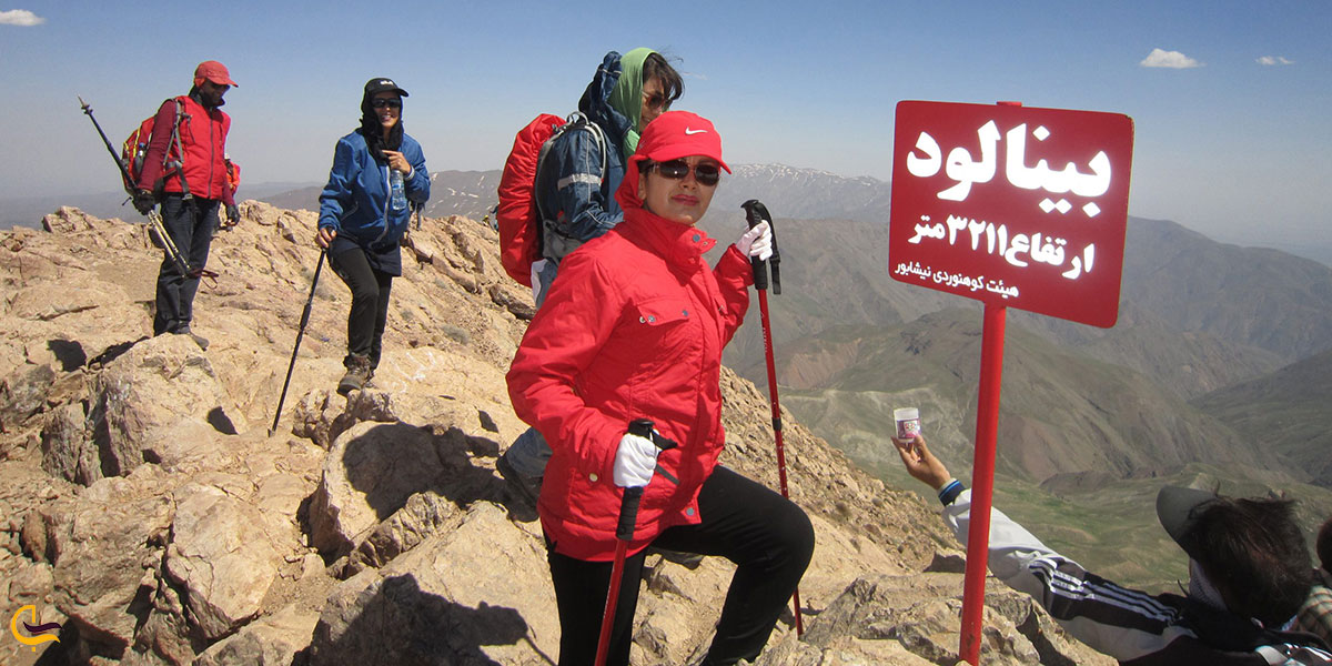 عکس کوهنوردی در کوه‌های زیبای بینالود