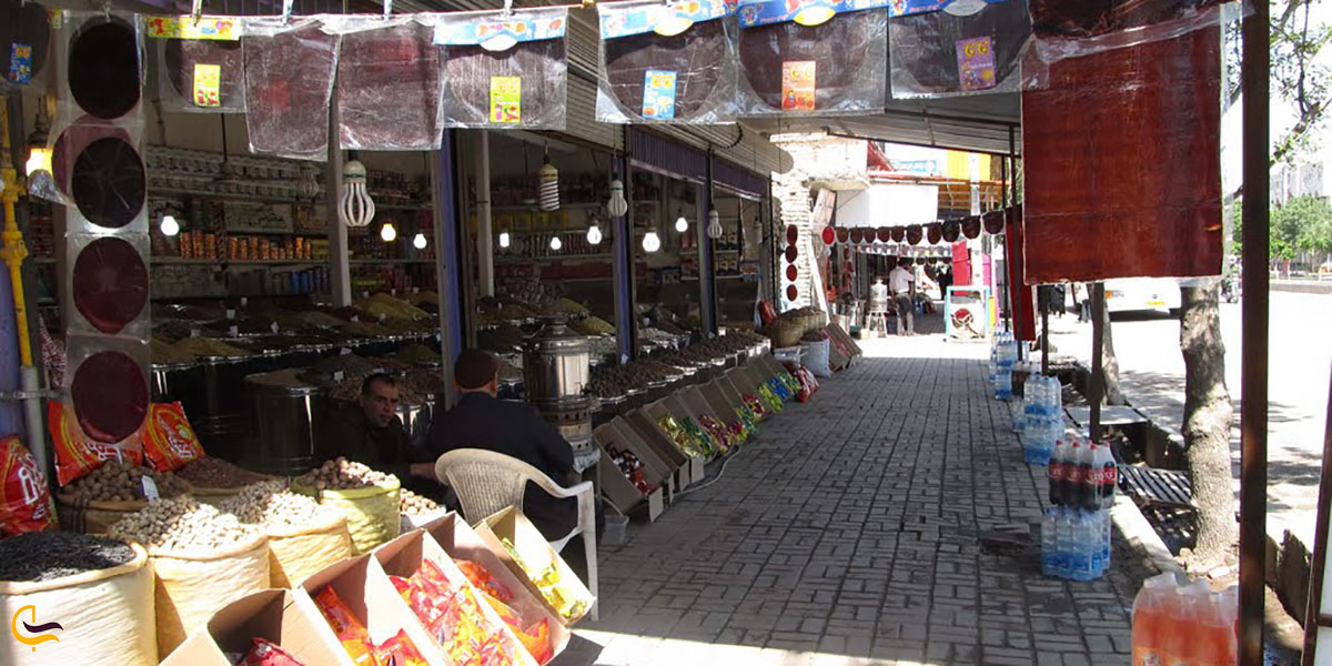 عکس مغازه های اجیل فروشی در فاروج