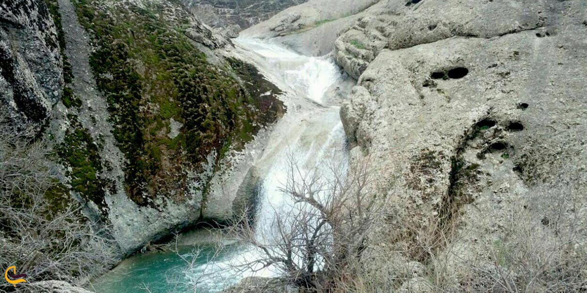 تصویری از دره پیازه