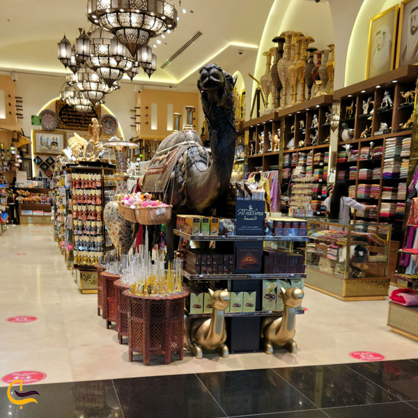 عکس از مغازه های دبی مال