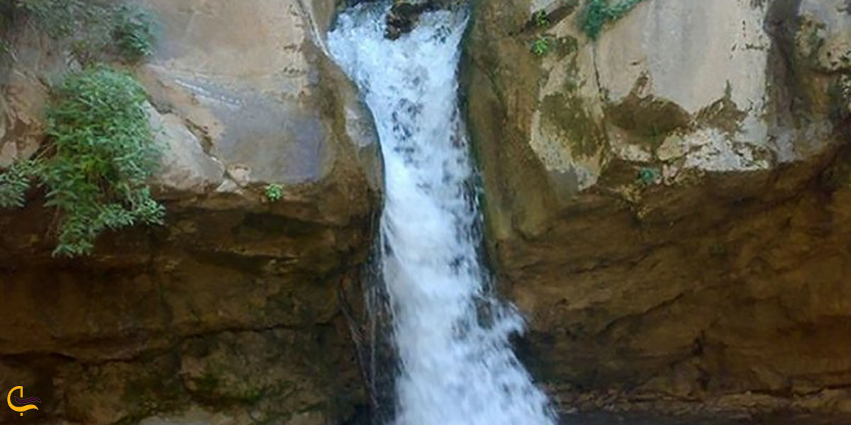 عکس صخره‌ آبشار شارشار زنجان