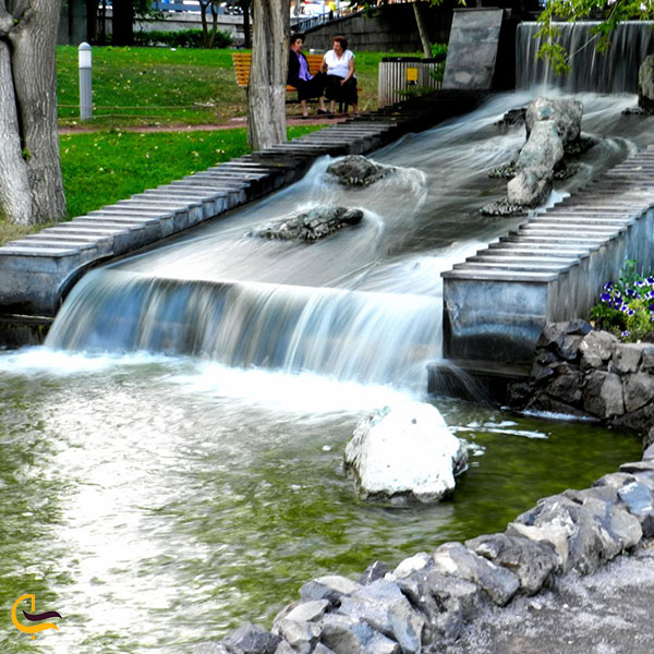عکس آبشارهای پارک عشاق ایروان