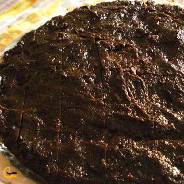 تصویری از حلوا سیاه سوغات اردبیل
