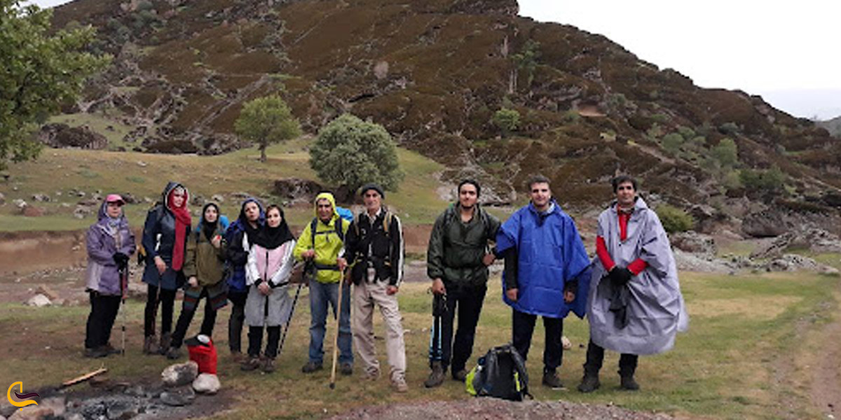 تصویری از کوهنوردی در تنگه ی پیاز