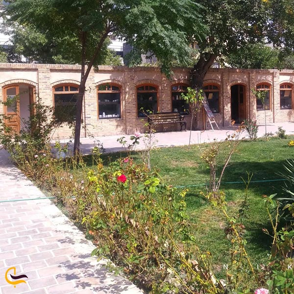 تصویری ازمعماری خانه ی تاریخی ملک