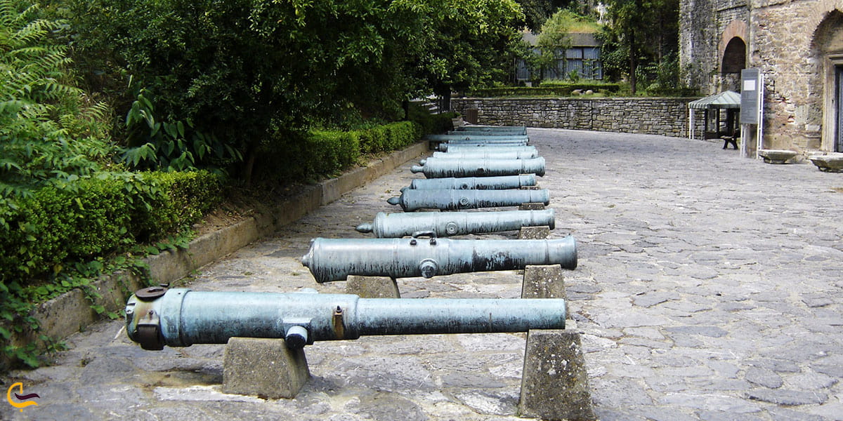 عکس اسلحه خانه و ادوات جنگی  قلعه روملی حصار استانبول