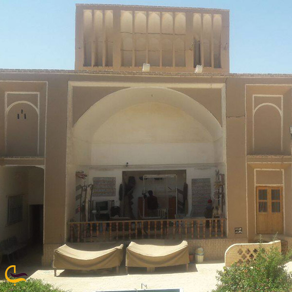 عکس موزه فرش خانه تاریخی ملک افضلی در اردکان