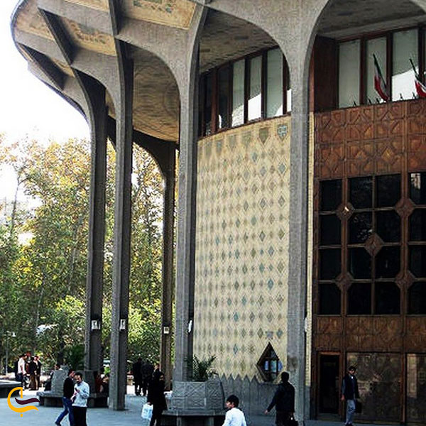 عکس ستون‌ها ساختمان تئاتر تهران
