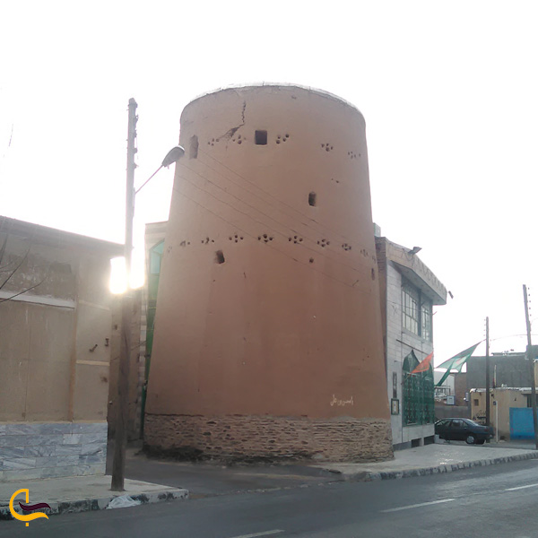 تصویری از برج خانقلی