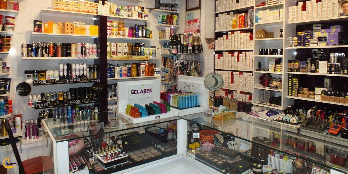 عکس مرکز خرید ملت در کرمانشاه