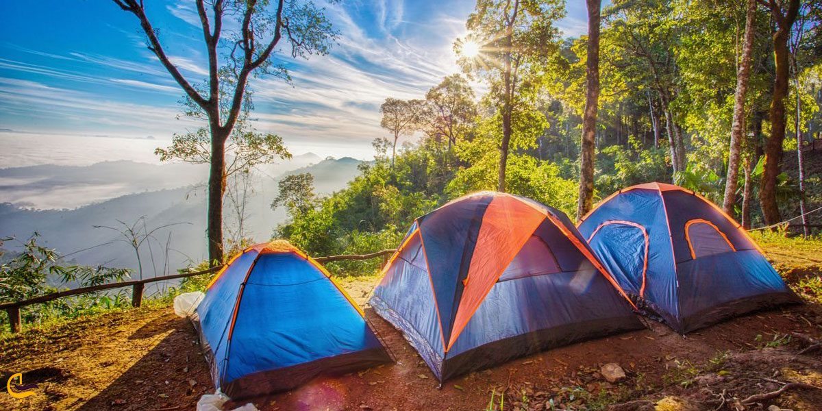 اقامت در اطراف آبشار اسفجیر فاروج