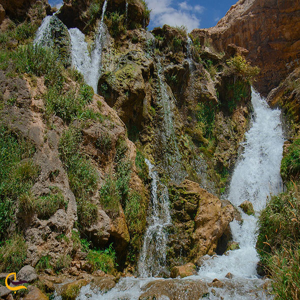 عکس آبشار شیخ علی خان کوهرنگ