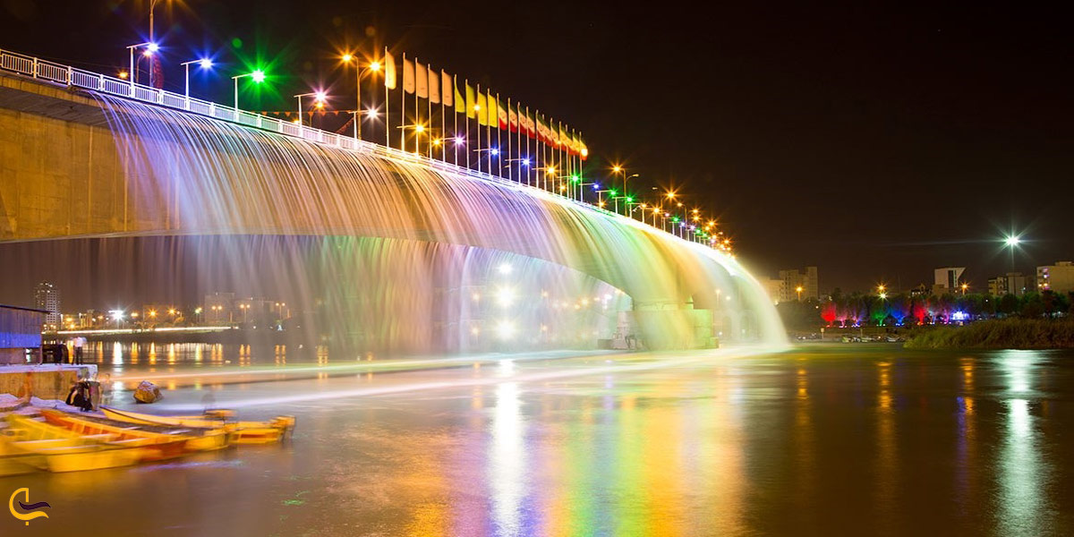 تصویری از آبشار مصنوعی اهواز