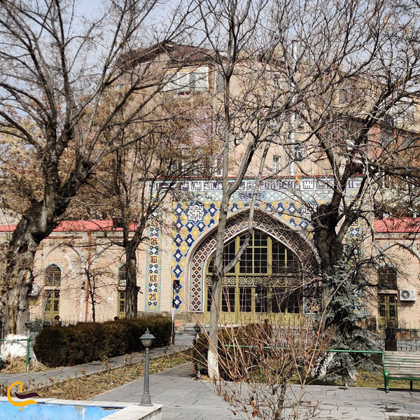 نمایی از محوطه مسجد کبود ایروان
