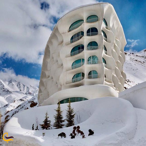 عکس هتل بارین ( هتل گل یخ) در پیست اسکی شمشک
