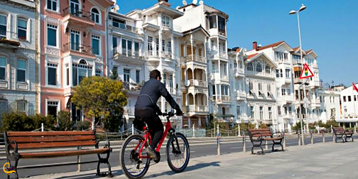 عکس دوچرخه‌سواری منطقه ببک استانبول