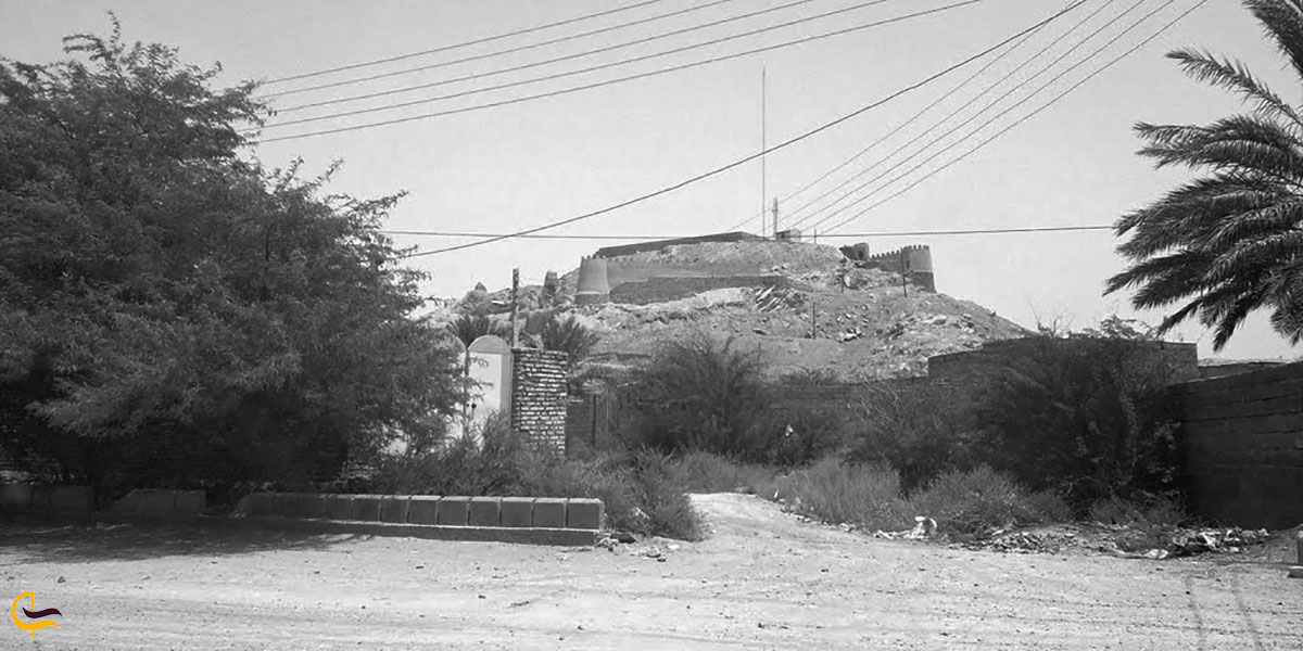 عکس قدمت و تاریخچه قلعه ضرغام کهنوج