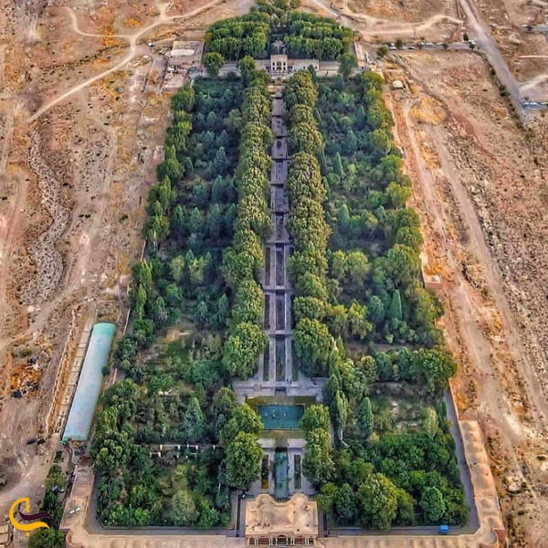 تصویری از باغ شاهزاده کرمان یکی از باغ های ایرانی