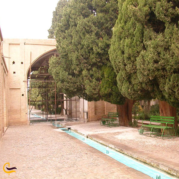 تصویری از باغ فین کاشان یکی از باغ های ایرانی