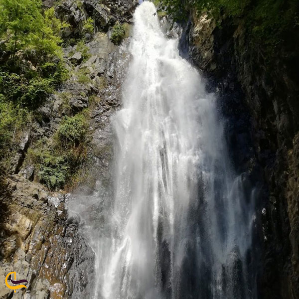 عکس آبشار تماشایی میلاش