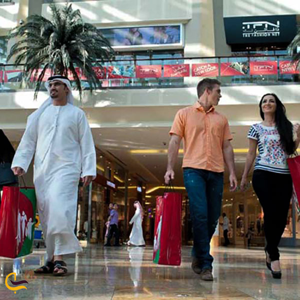 عکس هزینه پوشاک در دبی 