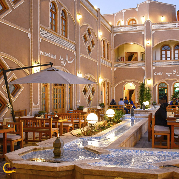 تصویری از رستوران سنتی هتل داد یزد