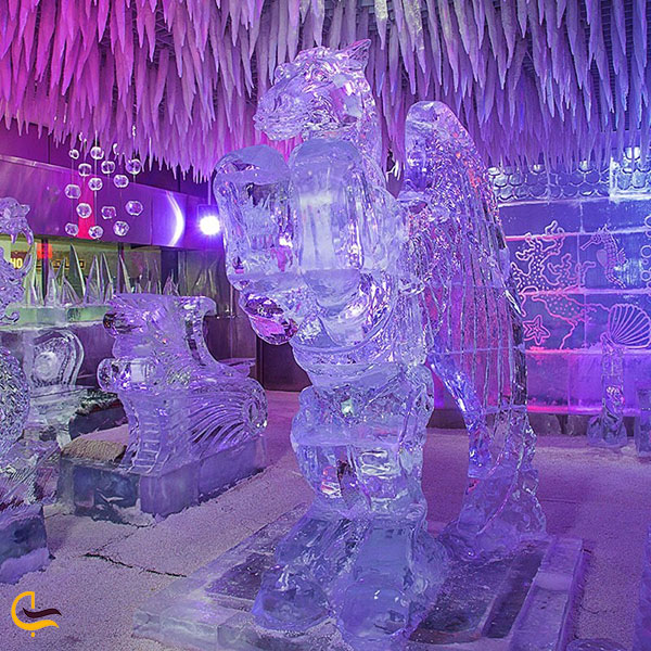 عکس مجسمه‌های یخی کافه یخی دبی