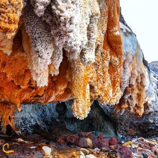 تصویری از غار و کوه نمکی خرسین