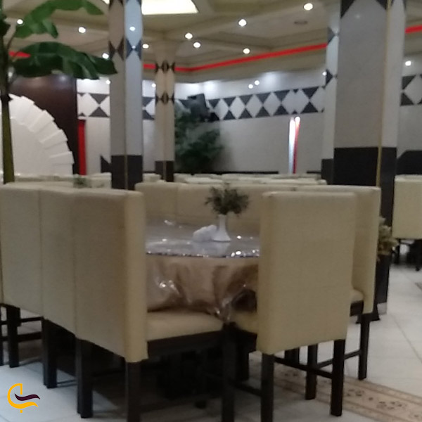 تصویری از رستوران و تالار پذیرایی مروارید