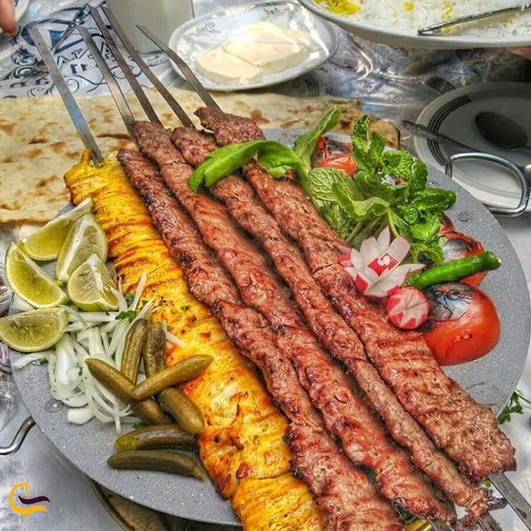 عکس رستوران سنتی و باغ آنا در تبریز