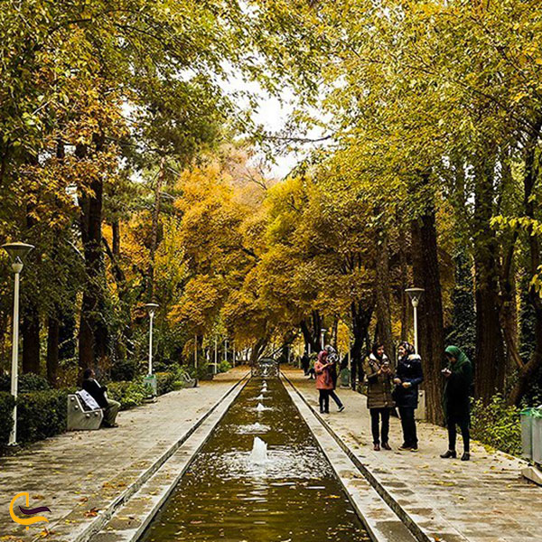 عکس سفر به اصفهان در پاییز