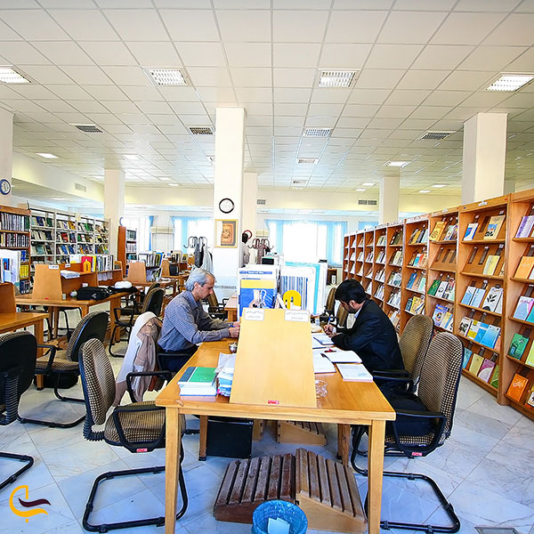 عکس کتابخانه آیه الله مرعشی در قم