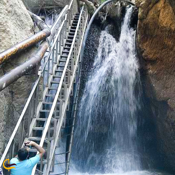 عکس آبشار زیبای یاسوج