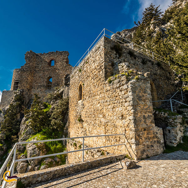 عکس قلعه بوفاونتو در قبرس