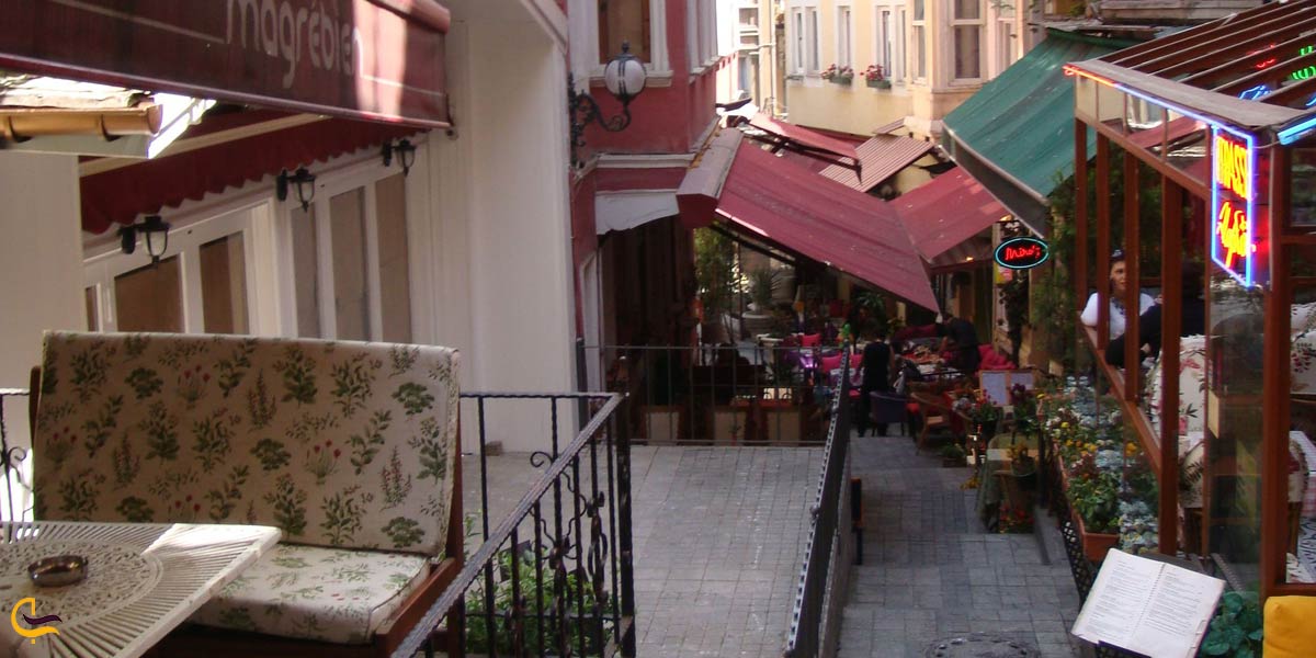 جاذبه‌های گردشگری خیابان فرانسوی استانبول