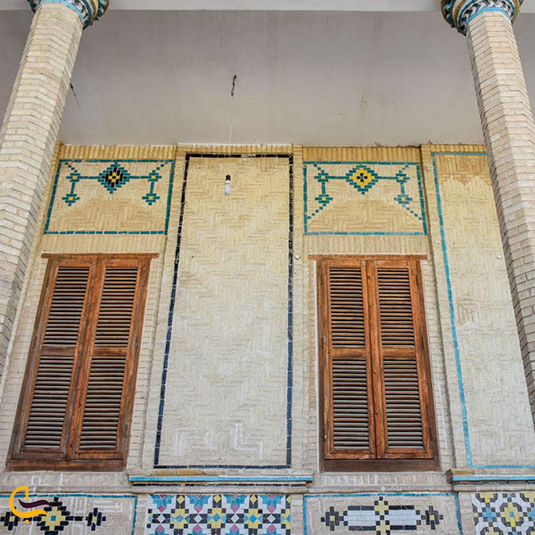 عکس قلعه حاج وکیل یا عمارت کلاه فرنگی در اراک