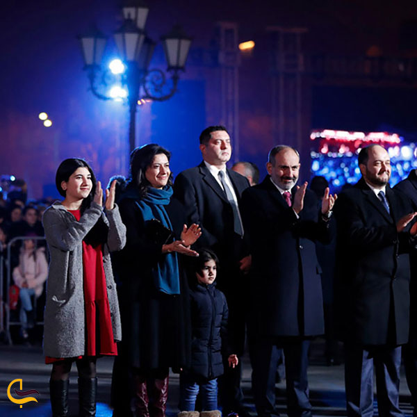 عکس برگزاری فستیوال‌های سال نو میلادی در ارمنستان در طول شب