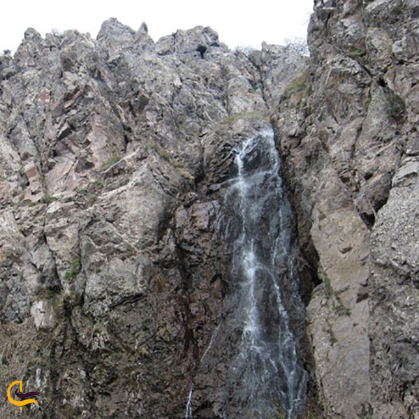 عکس آبشار مزرعه در اراک