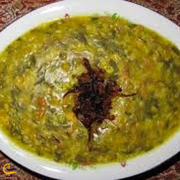 عکس غذای سنتی آش سبزی در اصفهان