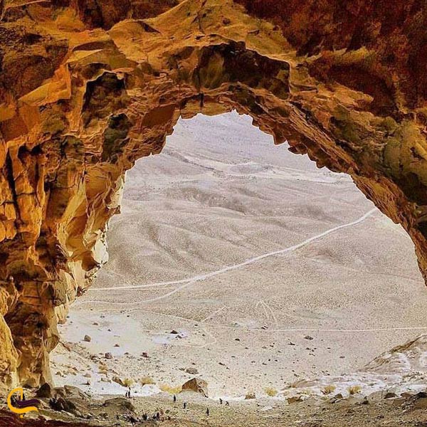 تصویری از غار ایوب کرمان