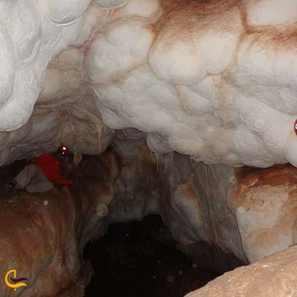 تصویری از غار میرزا رفسنجان