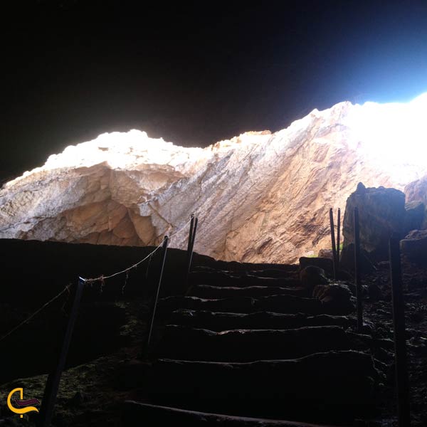 تصویری از غار بورنیک فیروزکوه