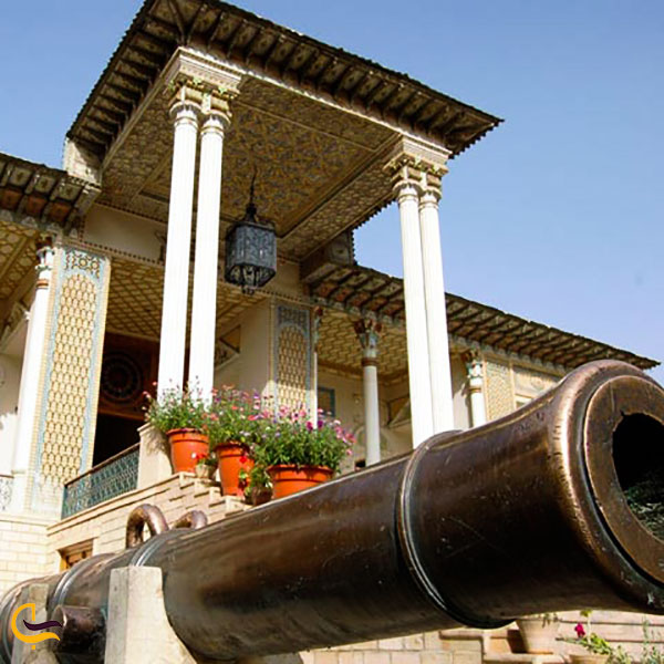 عکس موزه ارتش در باغ عفیف آباد شیراز