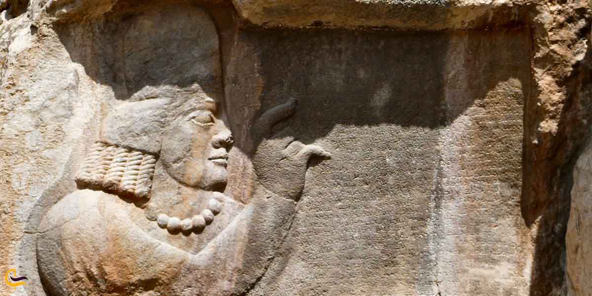 عکس نقش نبشته دار کرتیر