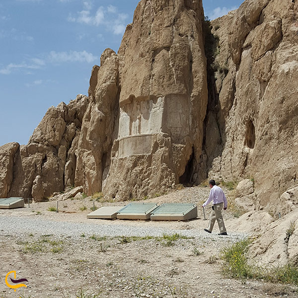 عکس کاوش های نقش رستم در استان فارس